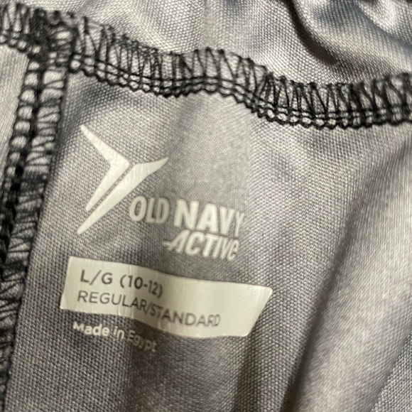🐝 Old Navy Active Wear • 2 for 1 Shorts • Boy’s Size Large • White & Grey - Picture 7 of 7